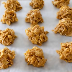 No-Bake-Peanut-Butter-Cornflake-Cookies